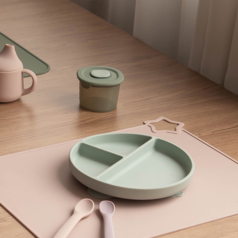 แผ่นรองจานซิลิโคนเรียบง่าย 1 ช - Baby Food Restaurant บทวิจารณ์และราคา