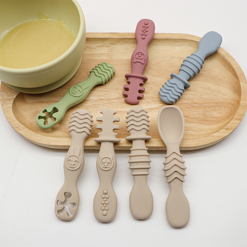 ชุดช้อนซิลิโคนสำหรับเด็ก 4 ชิ้ - Baby Food For 6 Months บทวิจารณ์และราคา
